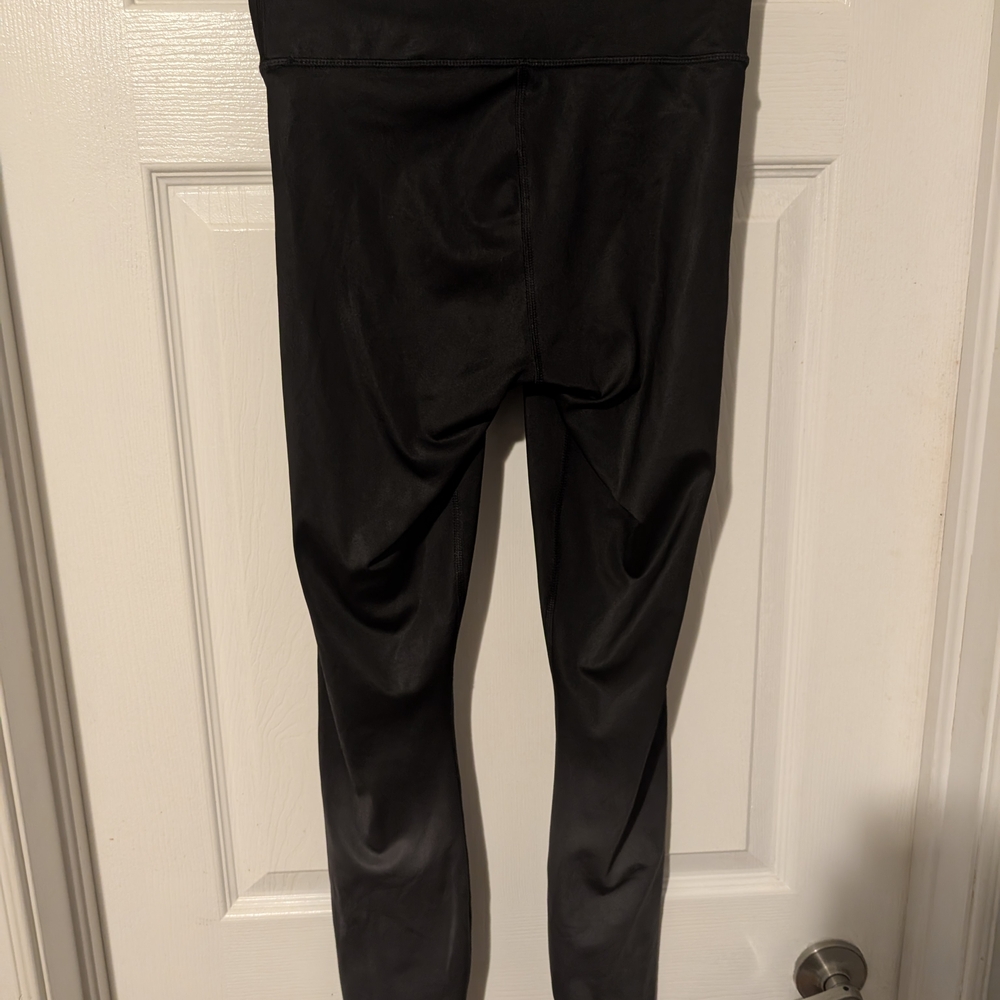 PUMA Workout Set Size Small - Picture 6 of 6